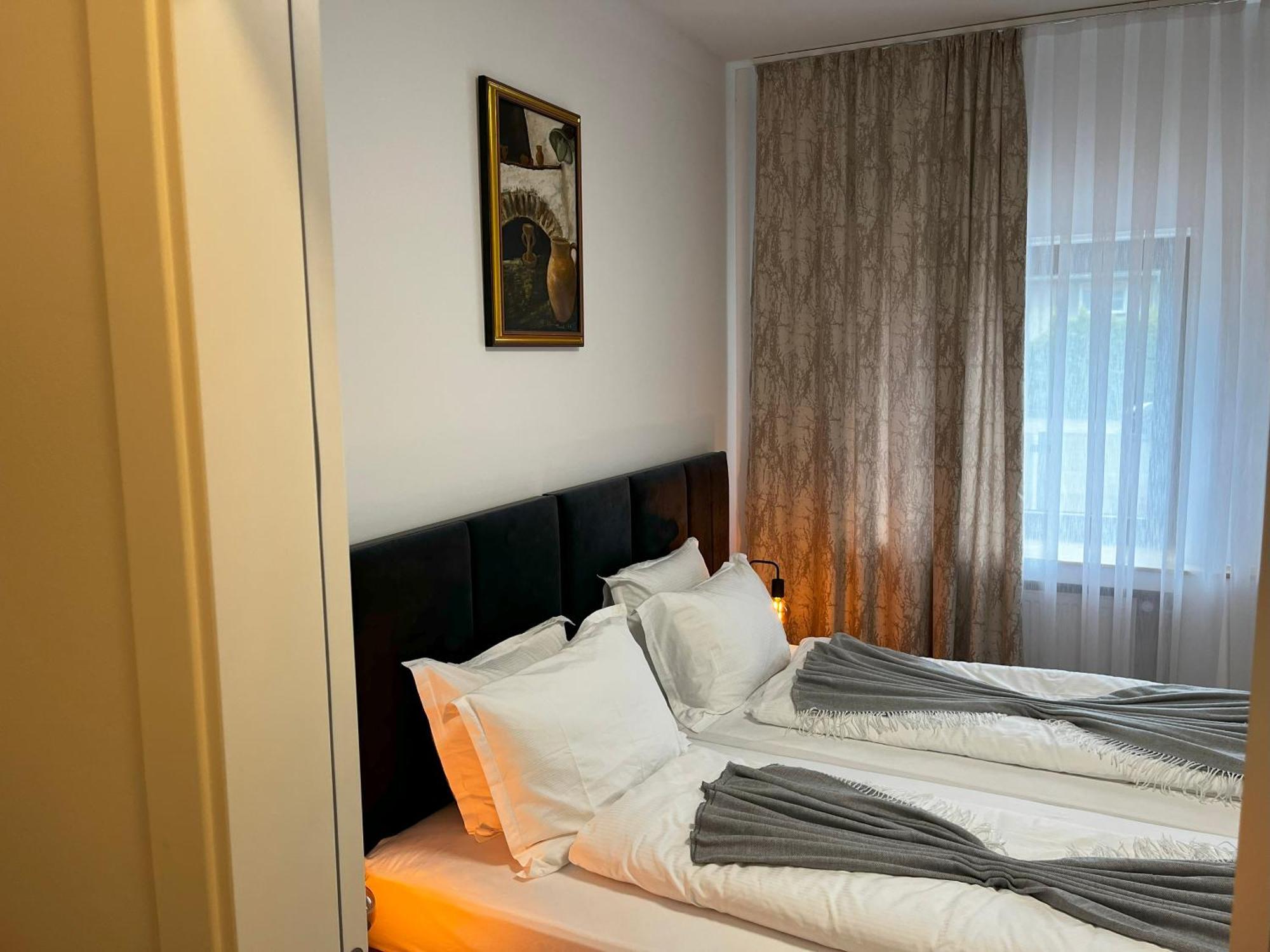 Haven Hotels - Hotel Dona Bergisch Gladbach Exterior photo